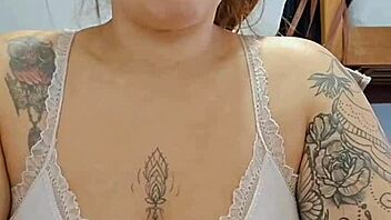 when i get horny my headlights turn on 😈🍒🔥