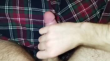 Young amateur masturbates to huge orgasm on bed