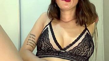 juicy latina squirts on dildo in missionary bitch style