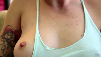 Zahra's pink hair hides her vibrating wet snatch climax