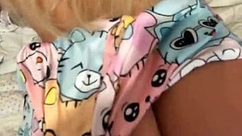 Blinded boyfriend watches madrastra sex toy anal masturbation