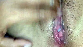 Latina Amateur Begs 'Cum Inside My Big Pussy Don't Pull Out!'