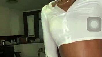 hey, wanna see lucia de fatima angolana rebolando her juicy african ass?