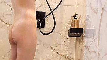 Skinny ponytail japanese bathes showing cute feet and small tits