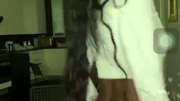 hey, wanna see lucia de fatima angolana rebolando her juicy african ass?