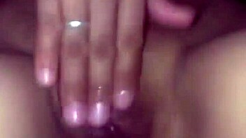 super horny latina milf fingers her dripping big pussy