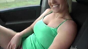 behind scenes leihla leionni blows cock outdoors