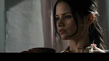 Lucy Lawless Katrina Law Spartacus Nude Tits