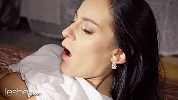 lexi dona and teana share passionate pussy licking to multiple orgasms