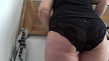 spy cam catches chubby wife flashing juicy pawg ass upskirt