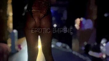 oiled ebony momma fingers squirts teasing her juicy twat for you