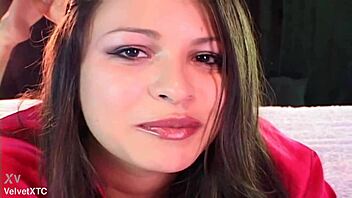 latina babe squirts juicy pussy in barefoot casting intro