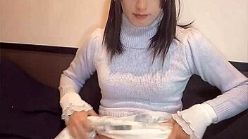 Cute Crossdresser Quietly Masturbates Seductively