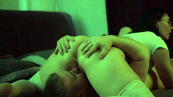 perverted guy licks milf pussy to real squirting orgasm 😍💦