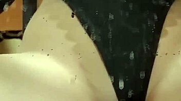 Sexy Elza Kom's Nylon Feet Worship and Pussy Domination!