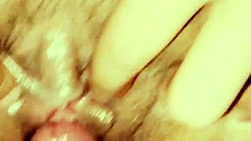 share bed creampie her tight wet pussy deep!