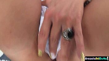 Bigbooty milf drilled anally outdoors close up 😍🍑