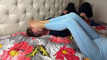 sniff my sweaty feet in leggings you bound foot slave