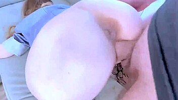 fuck me raw but pull out and squirt cum all over my ass cheeks please!