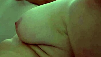 Riley Nixon Skylar Snow Scissor Juicy Pussies