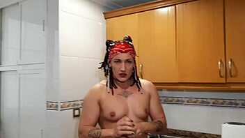 my big ass drips with creamy milk