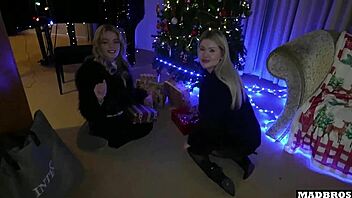 two sexy curvy blondes get anal dp interracial under christmas tree on piano 🎄🍑