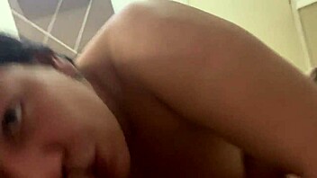Teen chupando vovo pau pov lingerie big cock oral 😏🍆