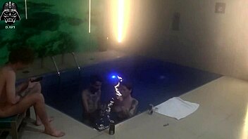 amateur threesome bareback big cock pool action in motel