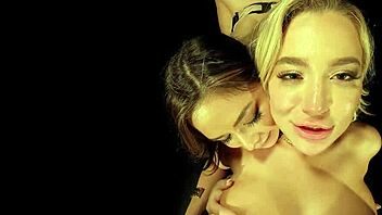 black blossom and scarlett alexis, hottest ffm threesome blowjobs and pussy riding in vr hd!
