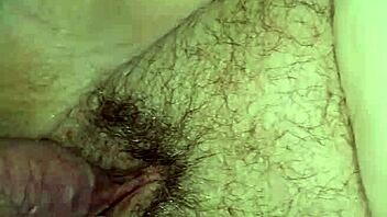 Thick milf pussy creampied with hot cum