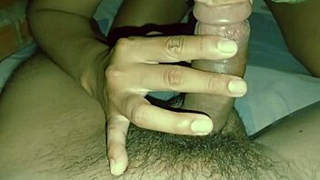 Gema passionately sucks and fucks her boyfriend before work