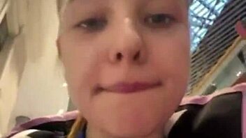 wanna see this bbw teen deepthroat in public? 😏🍆💦