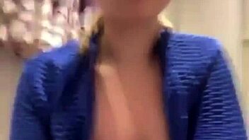 wanna see this bbw teen deepthroat in public? 😏🍆💦