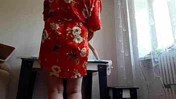 gf's mom fucks me loud passionate while she's shopping