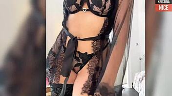 oily curvy brunette flashing her huge ass begs for dick close up