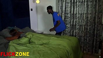 ebony babe spreads for intense homemade fingering fuck