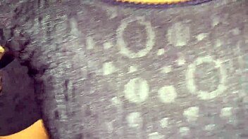 padosan jungle me bula kar chudai kar diya uski tight gaand!