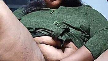 i'm mara exotic ebony hotwife squirtin' self pleasure full vid... ohh