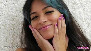 Brunette teen's perfect body so horny af 😍🔥🍑