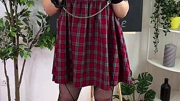 using handcuffs for sexual wellness play