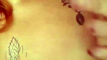 wanna flash my pussy right now?