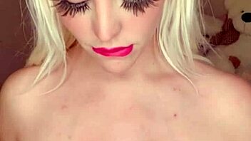 Blondie Fesser Oils Big Ass in Pink Lingerie Naked Pussy Play