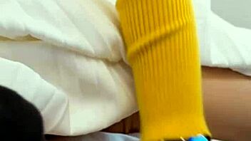 hey check vietnamese wet handjob fun