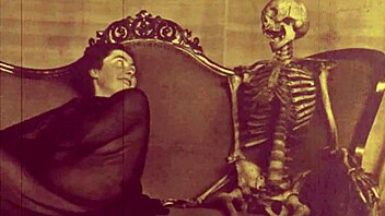 granny's hairy vintage blowjob and fucking look damn good for her age 😍👅