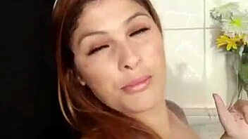 wanna flash my pussy right now?