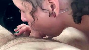 big ass streetwalker gets doggy fucked creampied on street