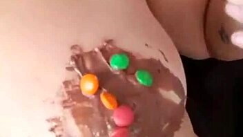 wanna flash my pussy right now?