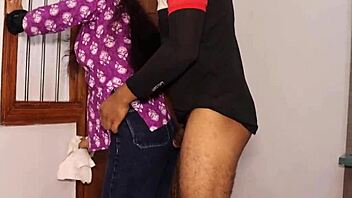 Shy Indian Girlfriend Loses Virginity Passionately in Bed