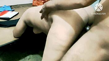 Desi Mom Fucks Neighbor Boy Hardcore