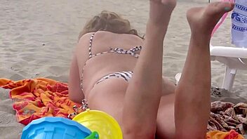 Beach flash hairy pussy big cumshot?